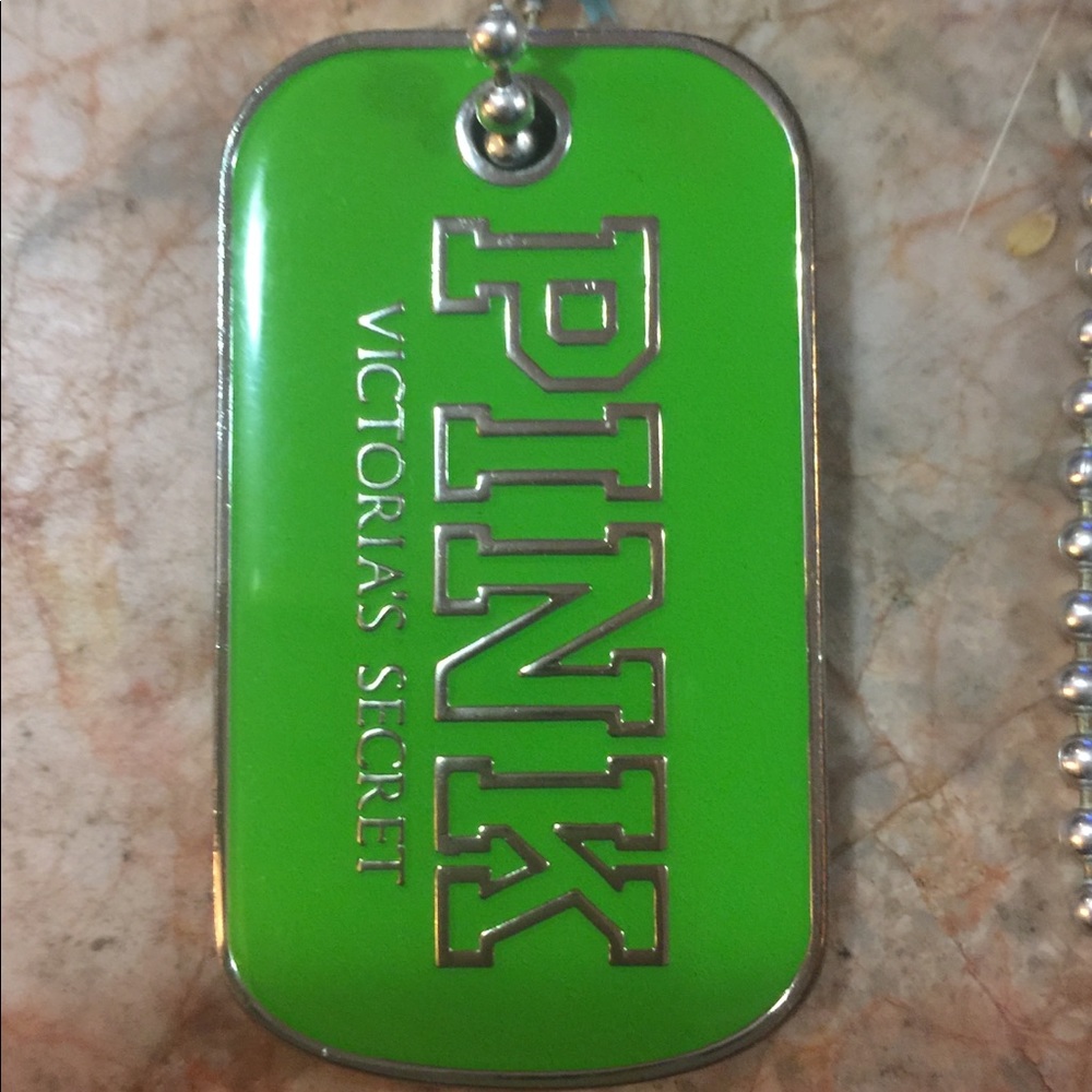 Victoria’s Secret PINK Green dog tag necklace
